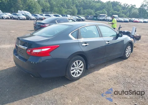 2016 Nissan Altima 2.5 S z USA, uszkodzony, nr VIN 1N4AL3AP2GN371642
